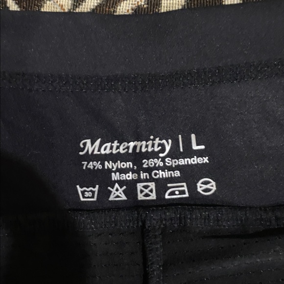 Maternity Women’s Black Active Shorts Size L – High Waist Stretch Fit - Picture 2 of 5